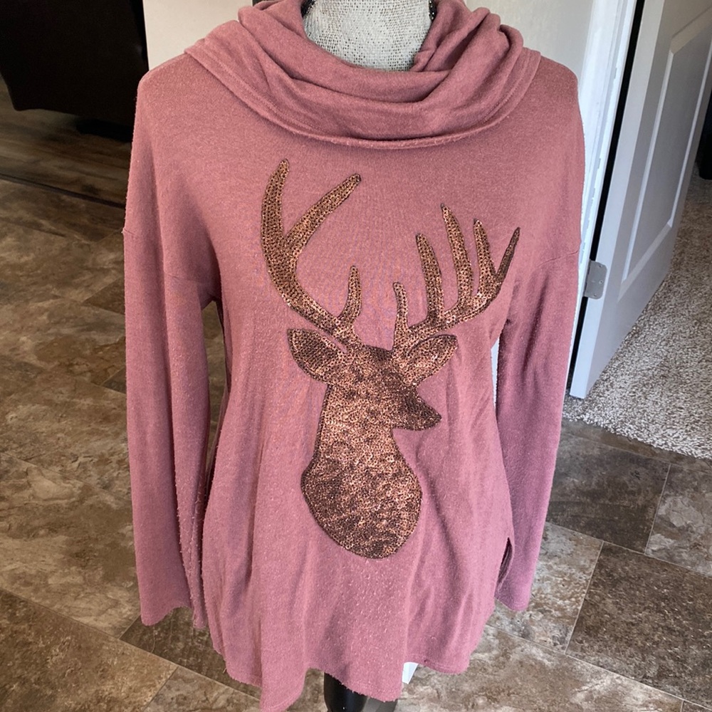 Beautiful Boutique Sweater from Historic St Charles boutique
